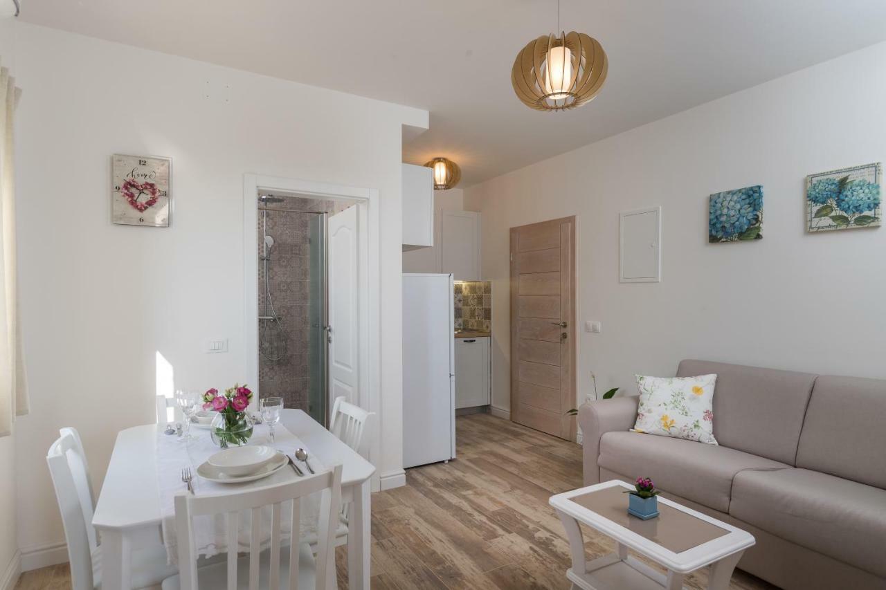 Horizon Apartman Mlini Kültér fotó
